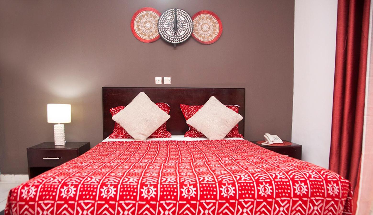 Enka Flat Hotel Abidjan Extérieur photo