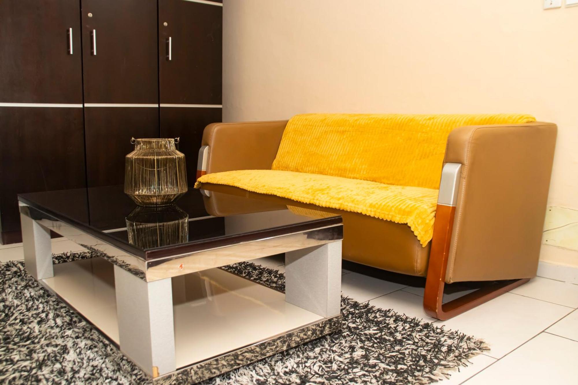 Enka Flat Hotel Abidjan Extérieur photo