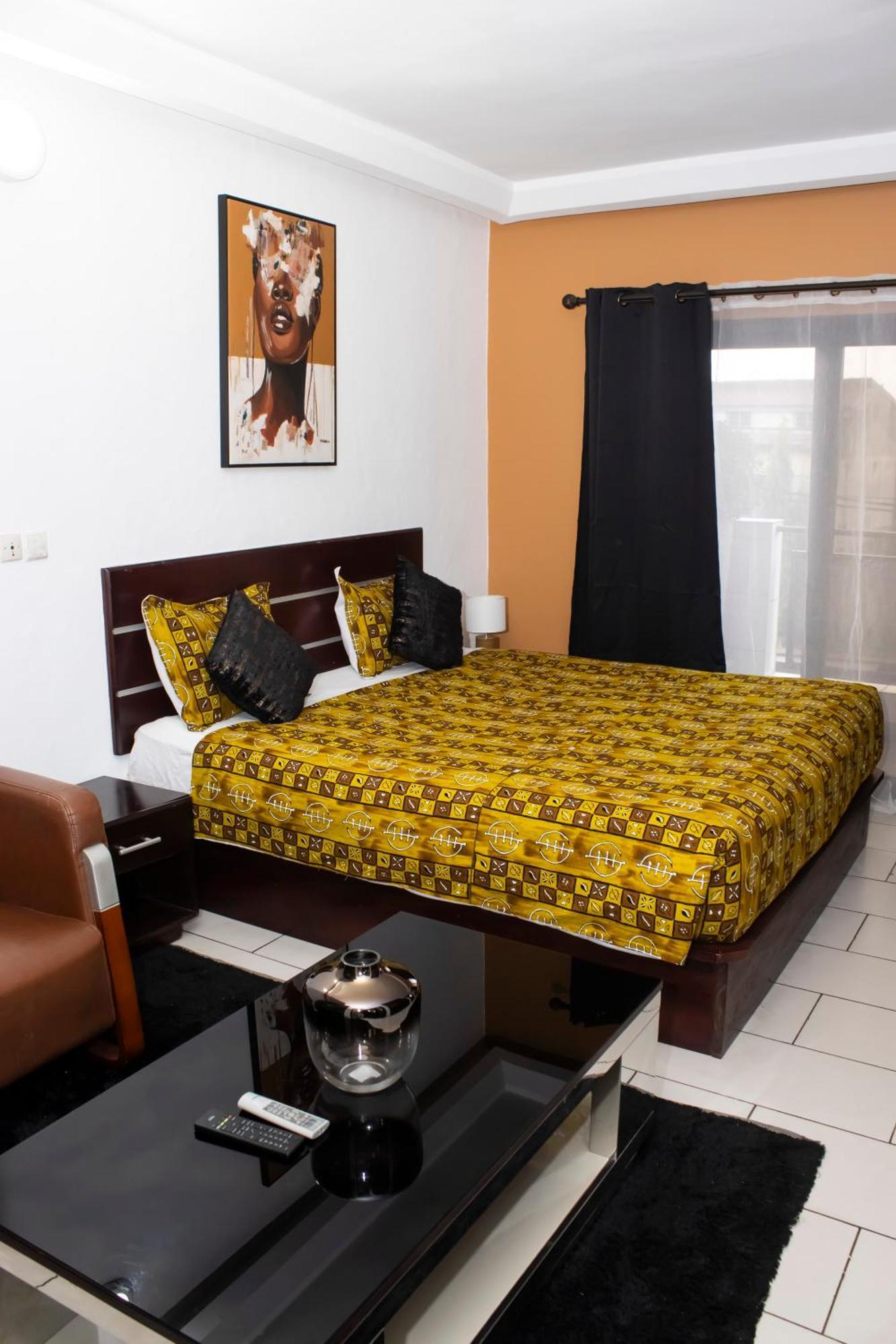 Enka Flat Hotel Abidjan Extérieur photo